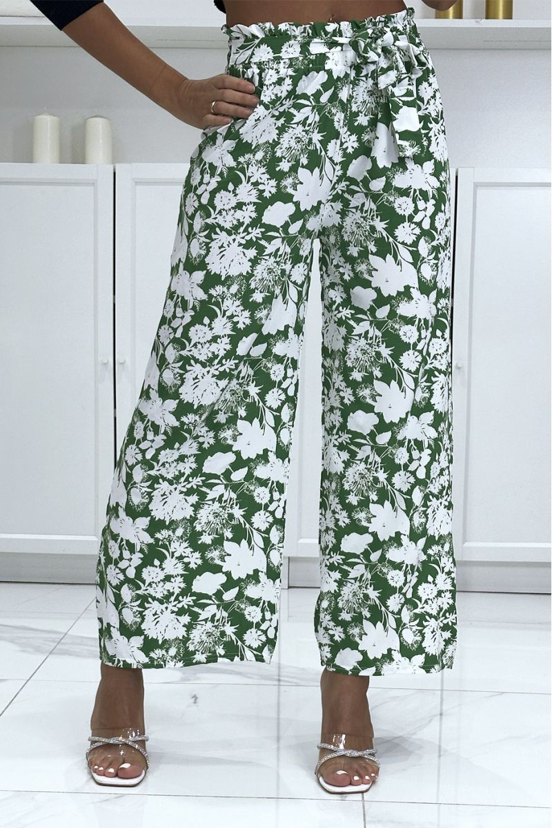 Pantalon palazzo vert et blanc motif fleuris tendance et chic - 3