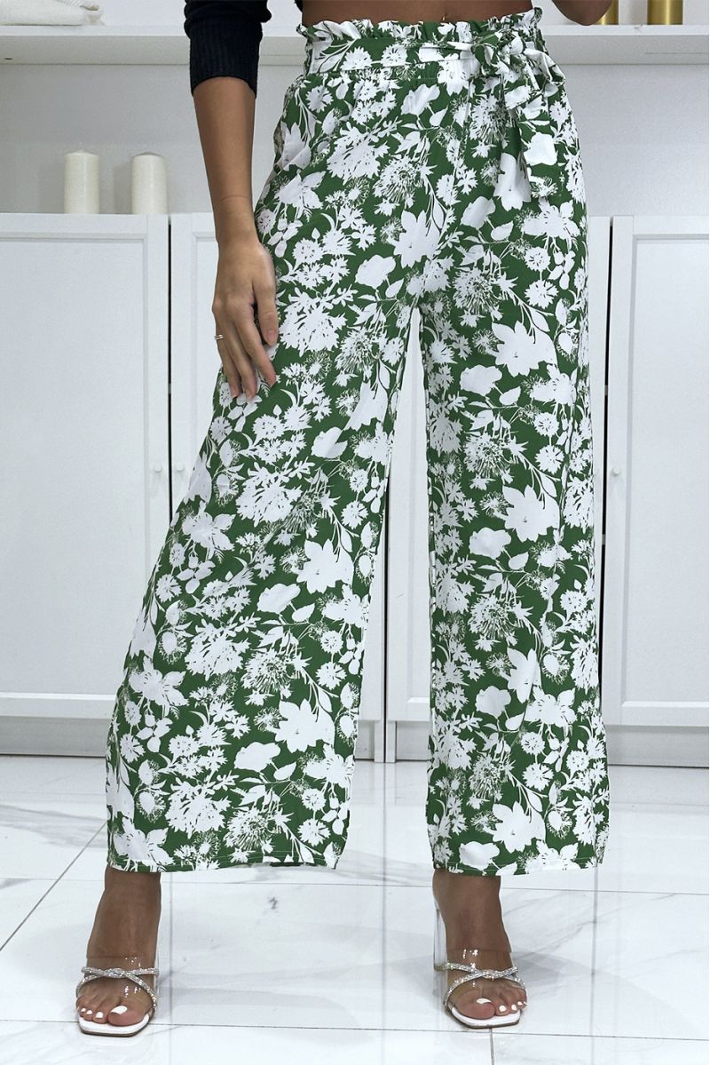 Pantalon palazzo vert et blanc motif fleuris tendance et chic - 4
