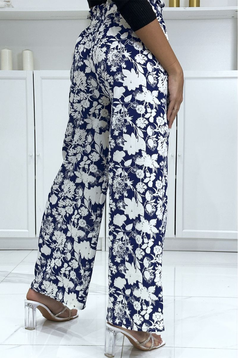 Royal and white palazzo pants with trendy and chic floral pattern - 1