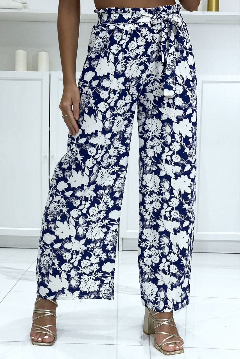 Royal and white palazzo pants with trendy and chic floral pattern - 5