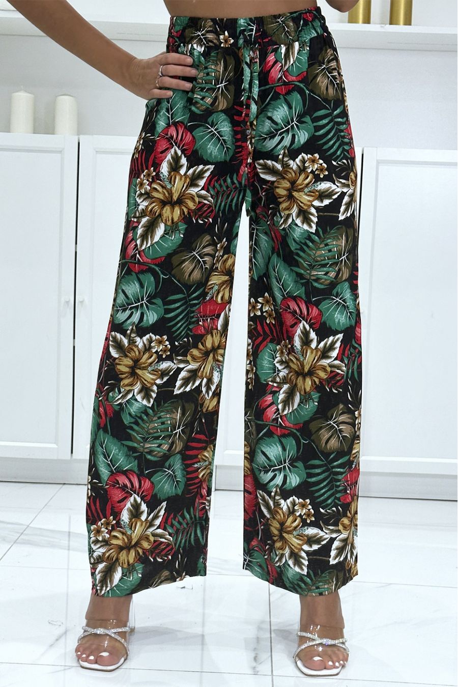 Black cotton palazzo pants with leaf pattern - 2