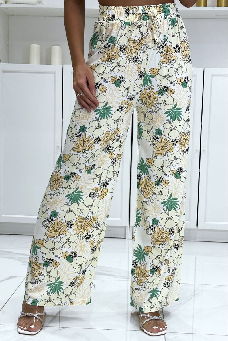 Beige palazzo pants with flower and leaf pattern - 3
