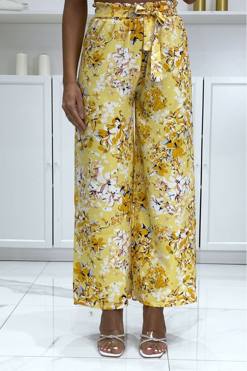 Yellow floral palazzo pants with flower pattern - 2