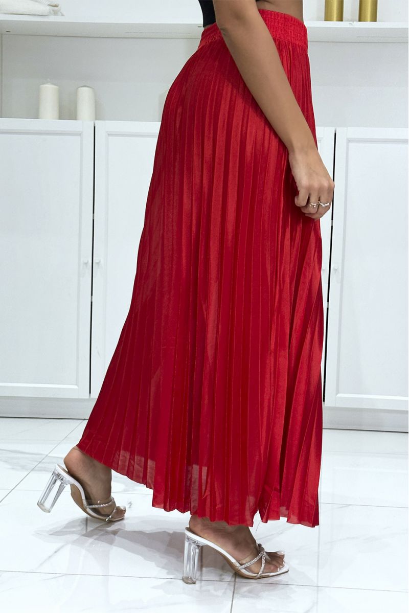 Long, very chic red satin pleated skirt - 1