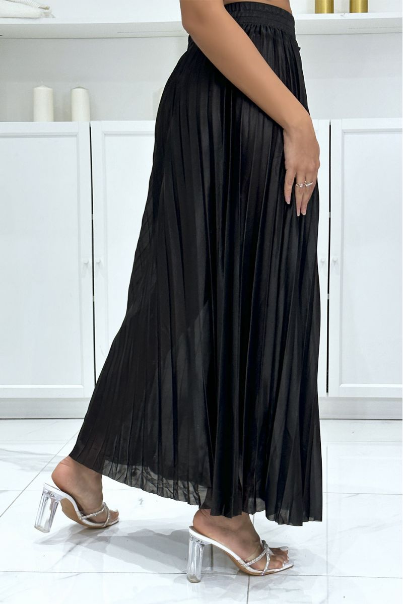 Very chic long black satin pleated skirt - 1