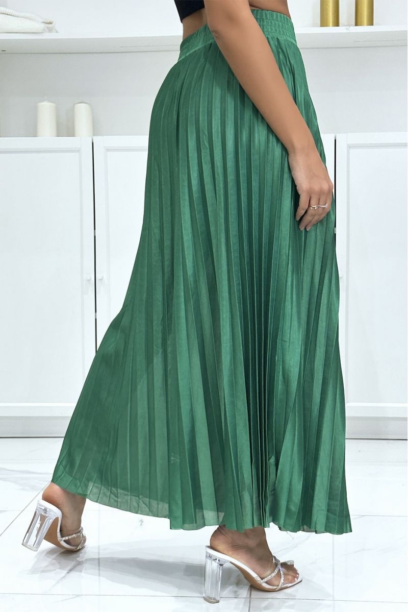 Long, very chic green satin pleated skirt - 1