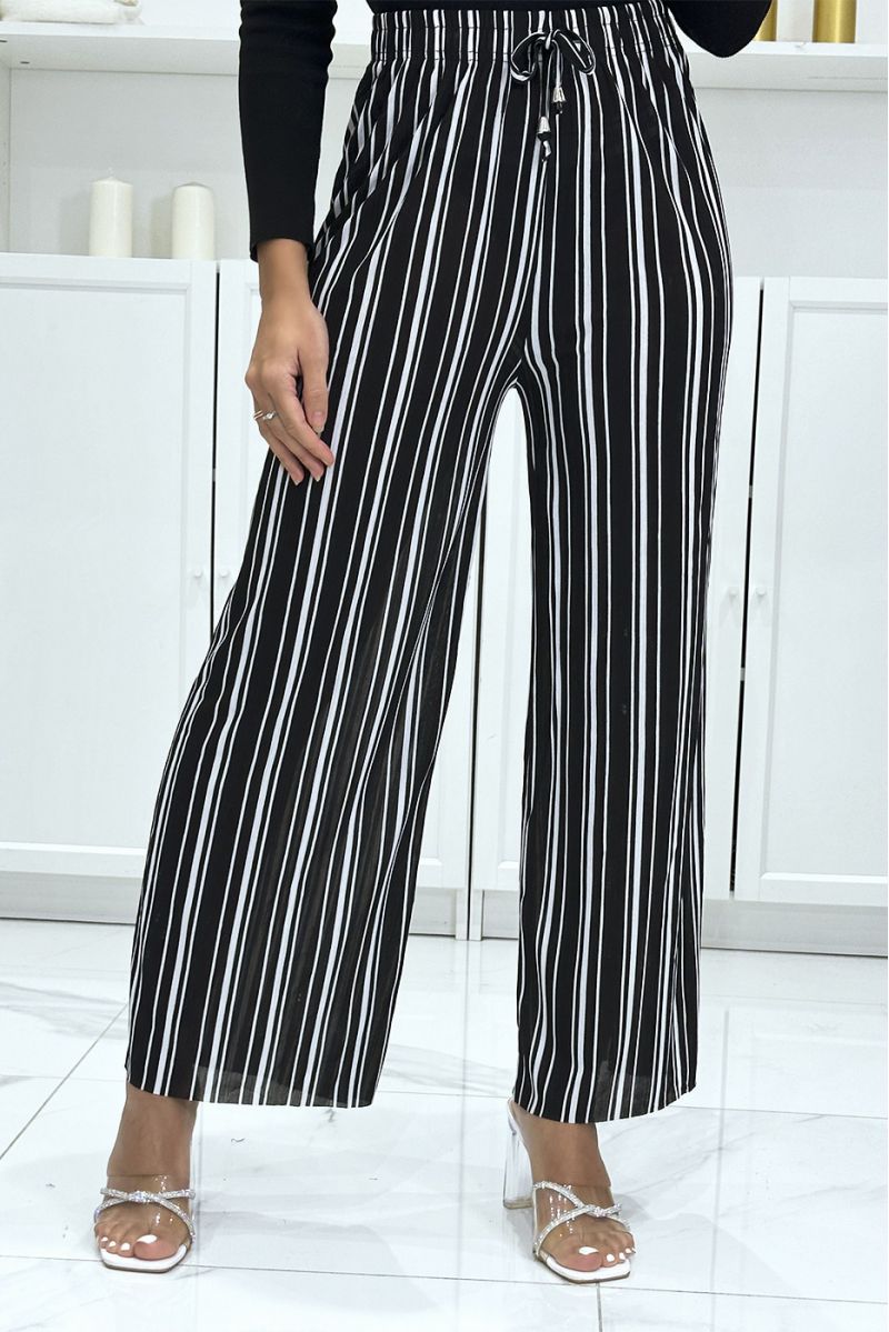 Black and white striped palazzo pants - 3