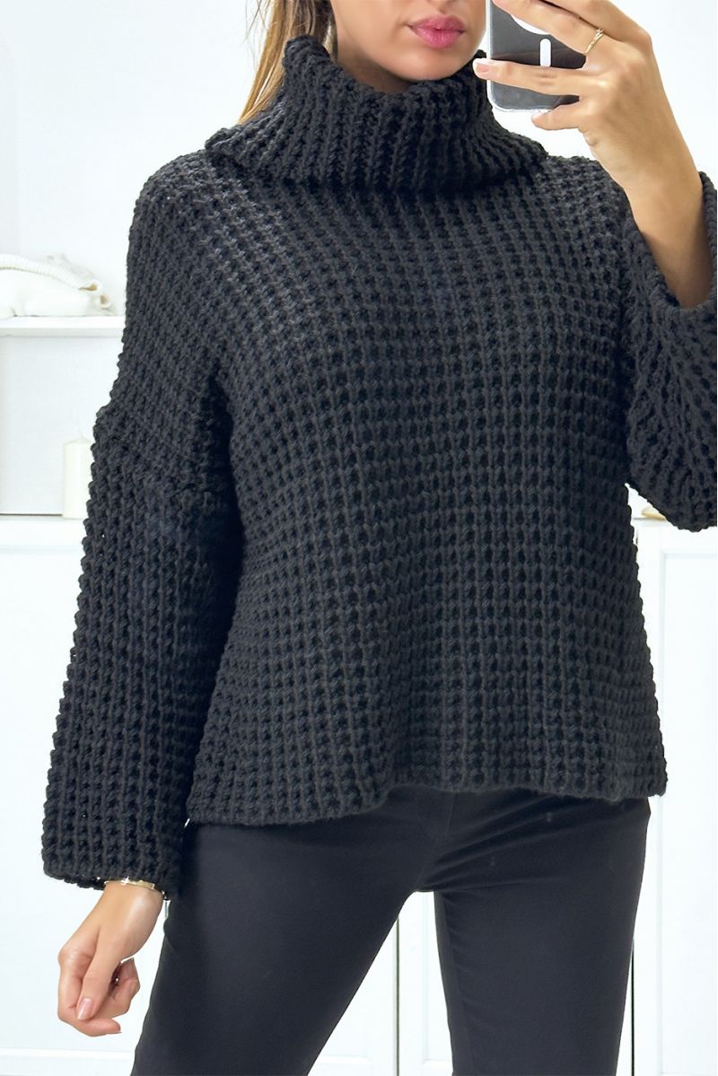 Chunky knit black jumper with turtleneck - 2