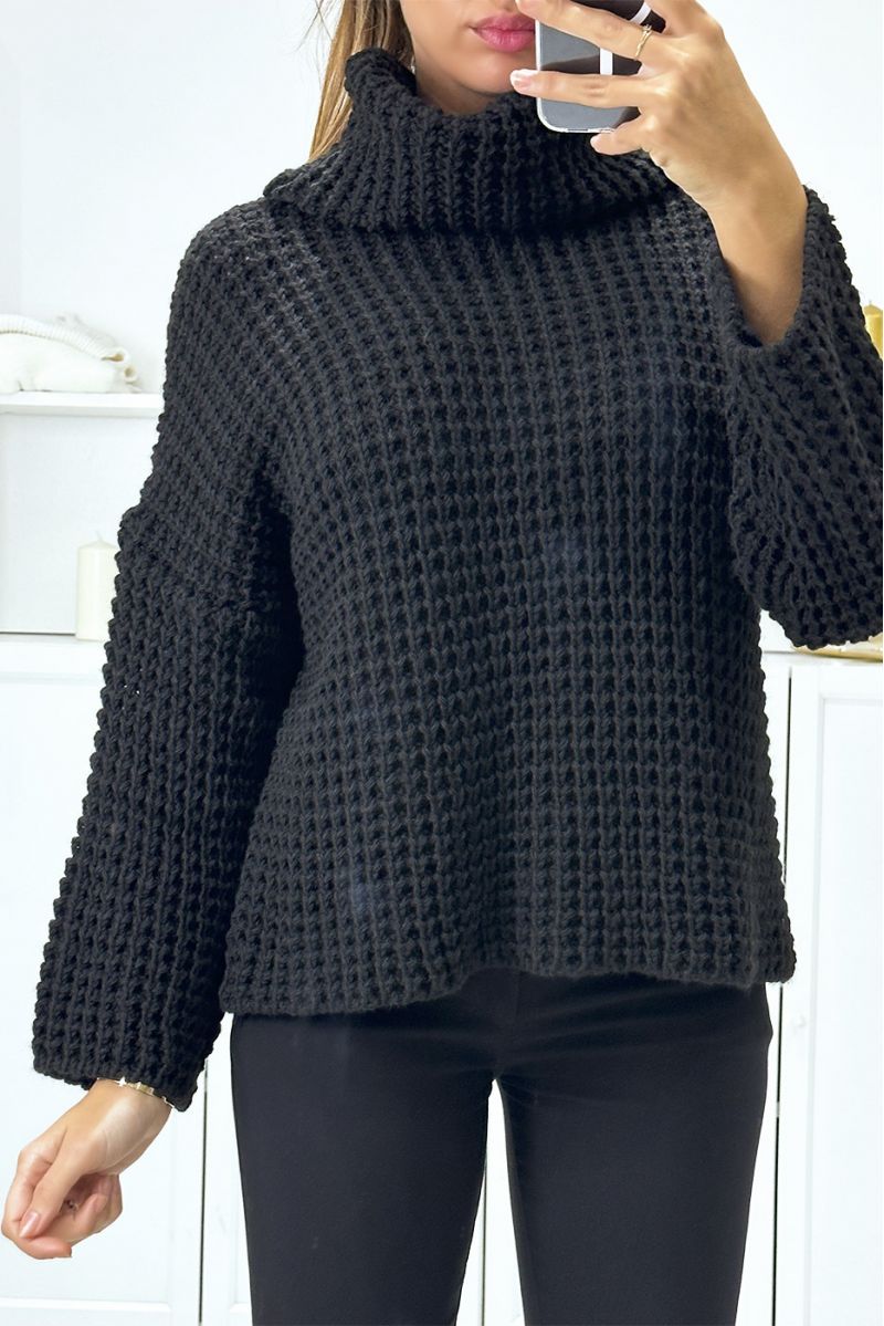 Chunky knit black jumper with turtleneck - 3