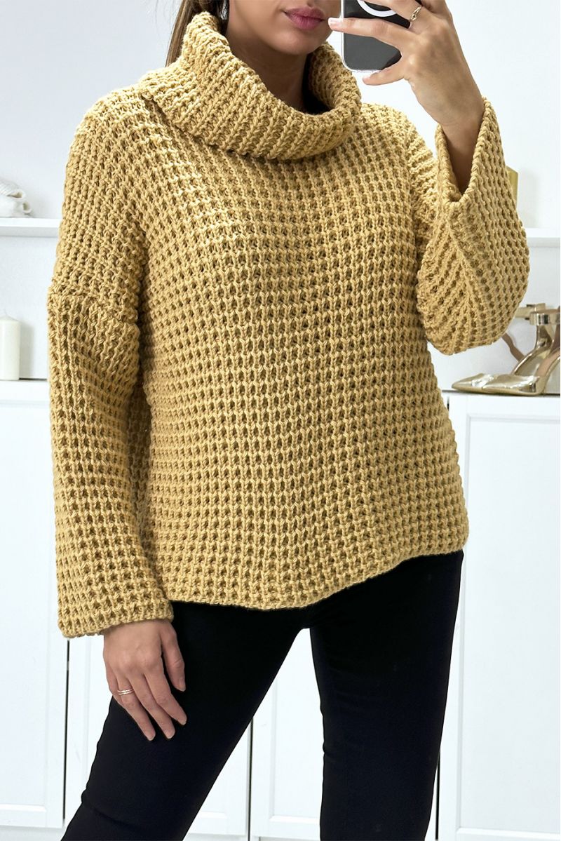 Chunky knit camel turtleneck jumper - 1