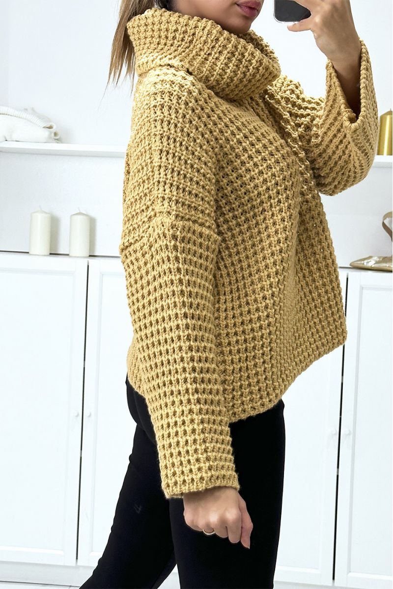 Chunky knit camel turtleneck jumper - 2