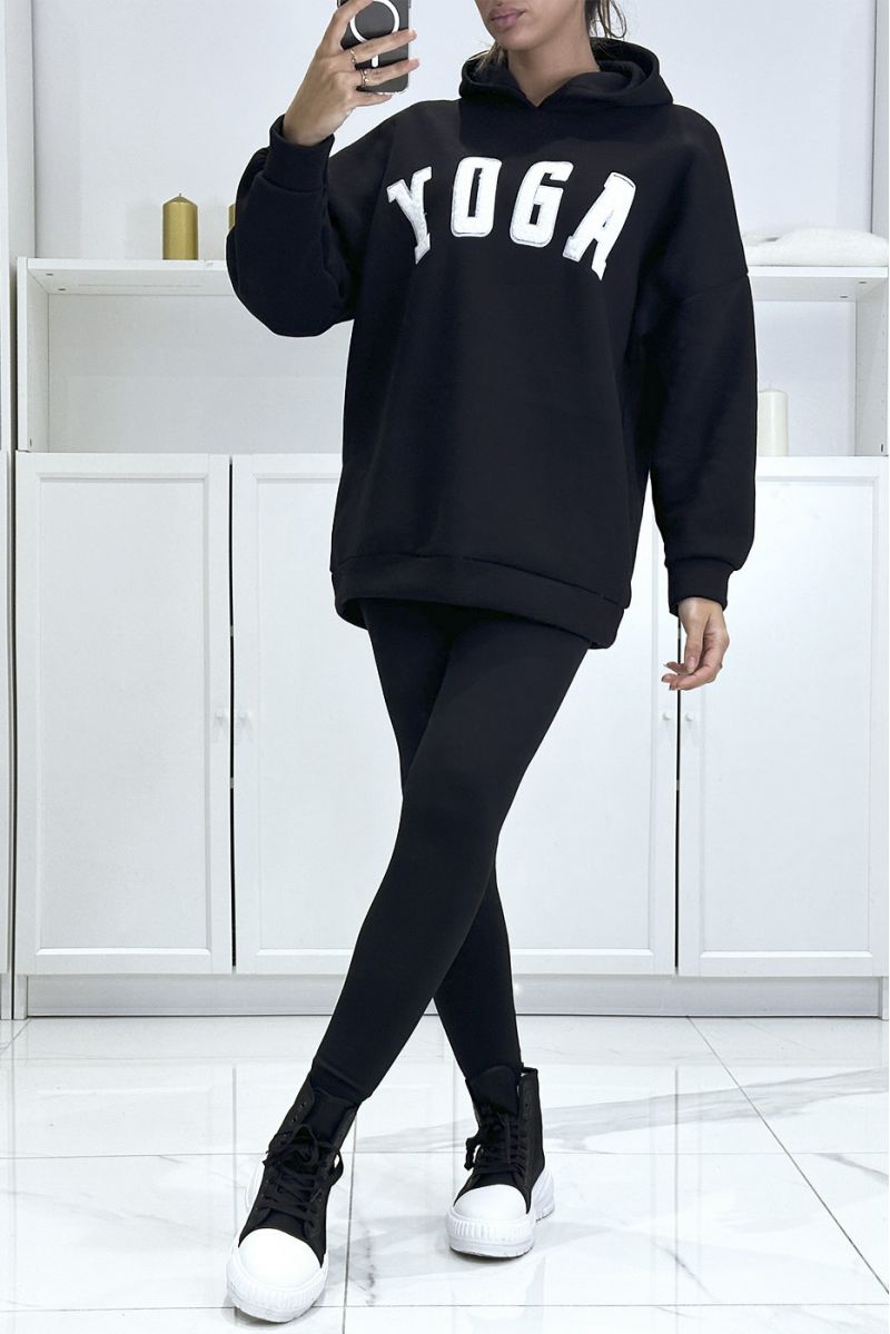 Oversized zwarte hoodie van een mooie, zeer dikke kwaliteit met YOGA opschrift - 3
