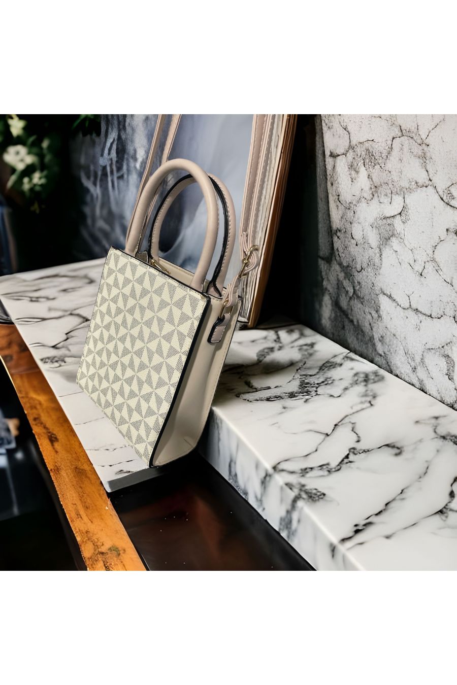 Small white handbag inspired - 2