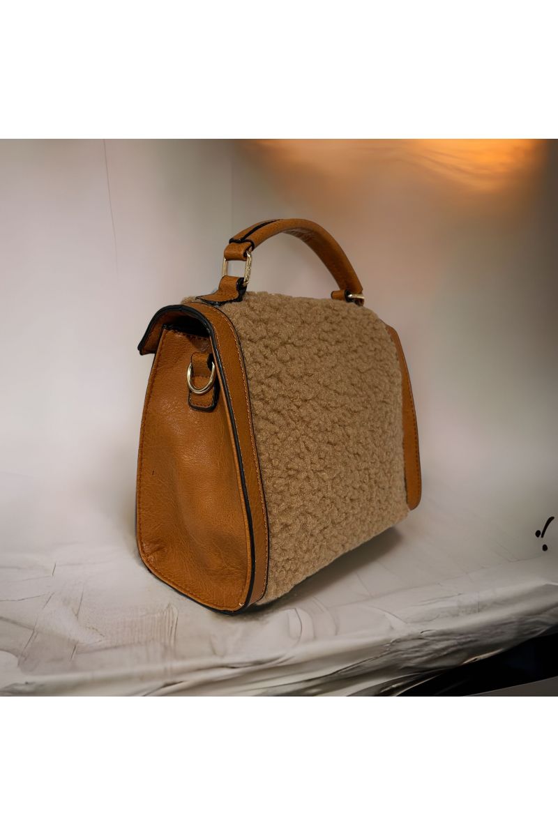 Camelinspired handbag
