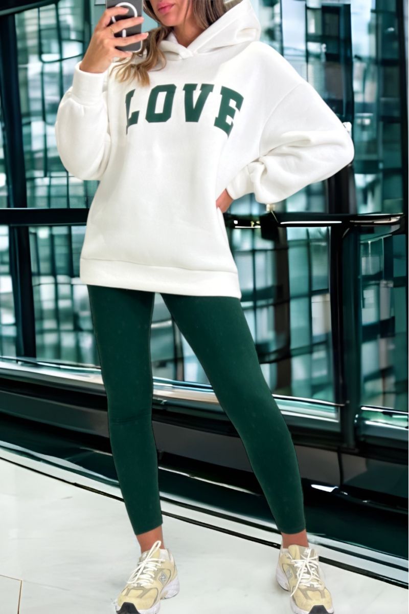 Witte en groene sweater en legging met het opschrift LOVE - 4