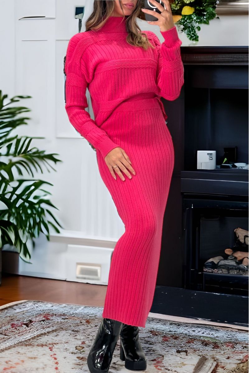 ZA-inspired fuchsia sweater and skirt set in very soft and very stretchy knit - 3