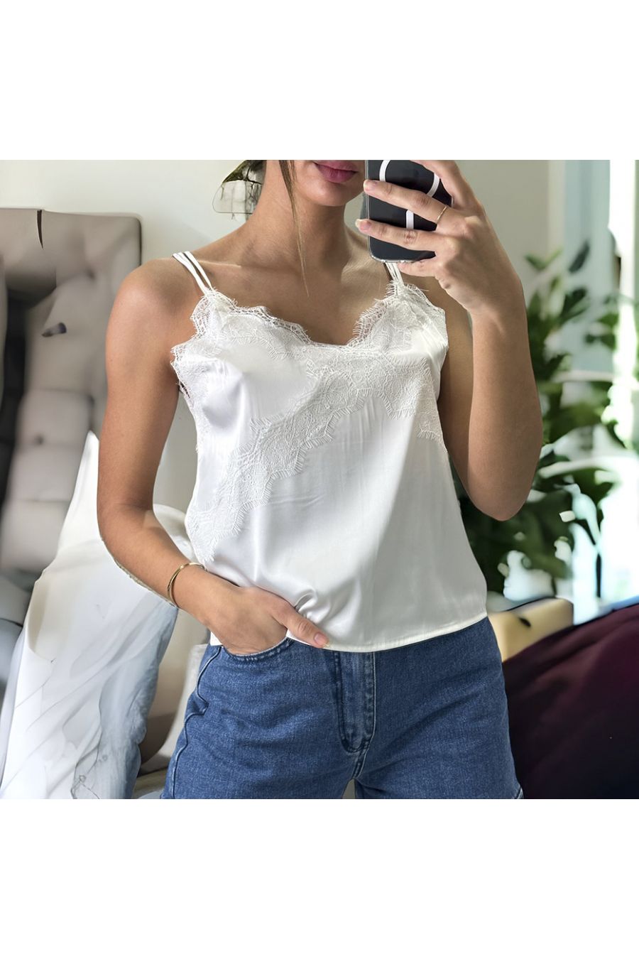Witte satijnen tanktop met kant - 1