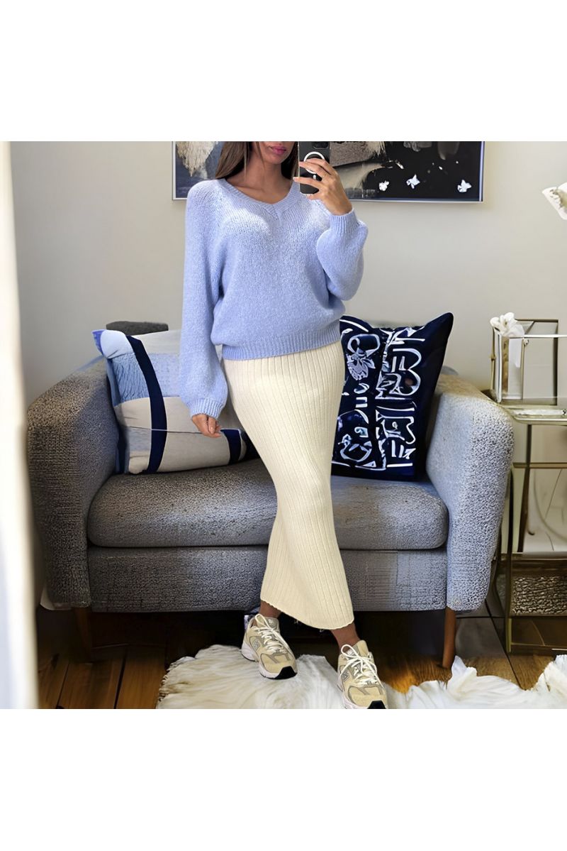 Pull bleu composé de laine et de mohair en col V - 1