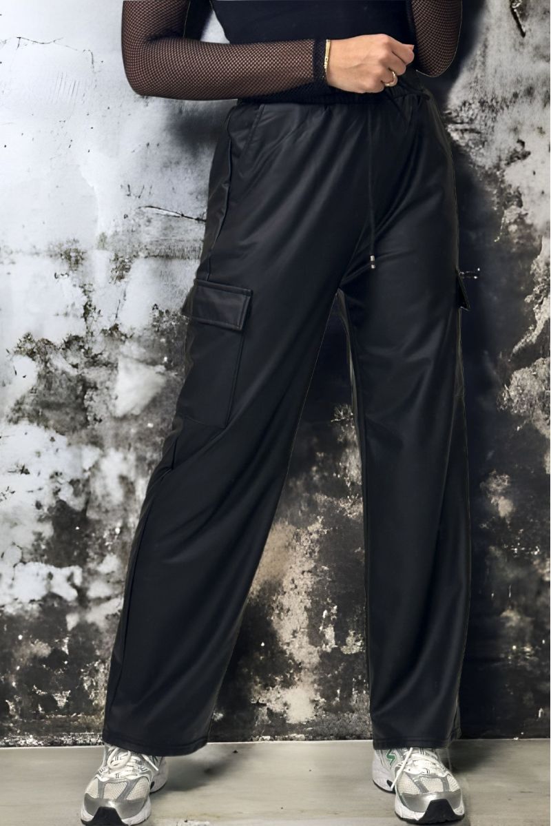 Trellis palazzo-broek van zwart gewatteerd imitatieleer - 1