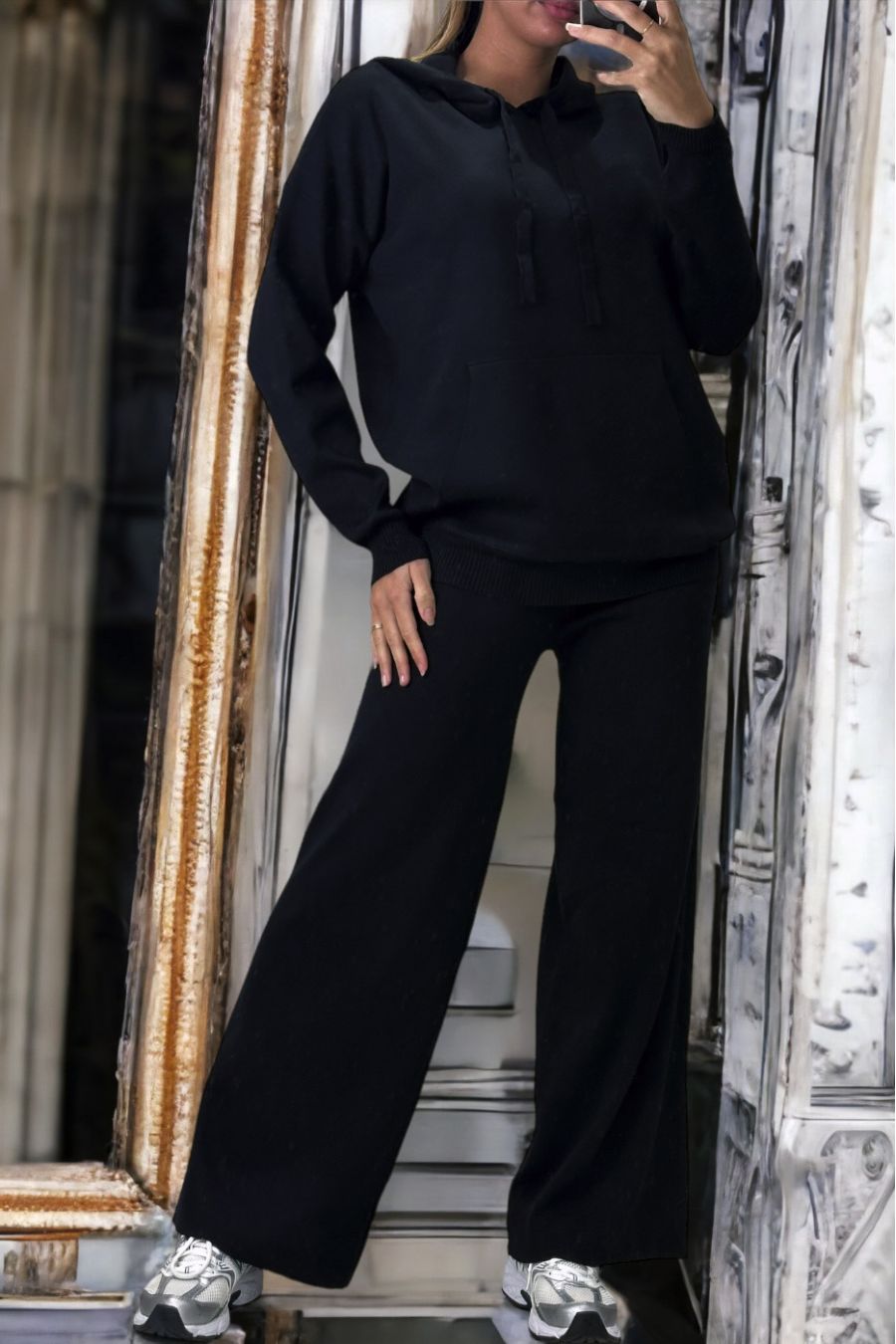 Black super stretchy knit sweatshirt and palazzo set - 1