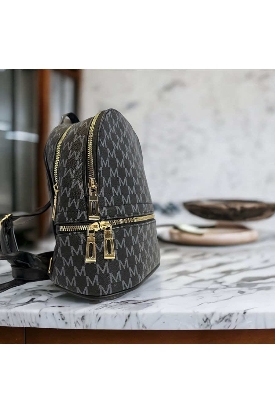 Sac à dos inspi noir avec plusieurs fermeture - 2