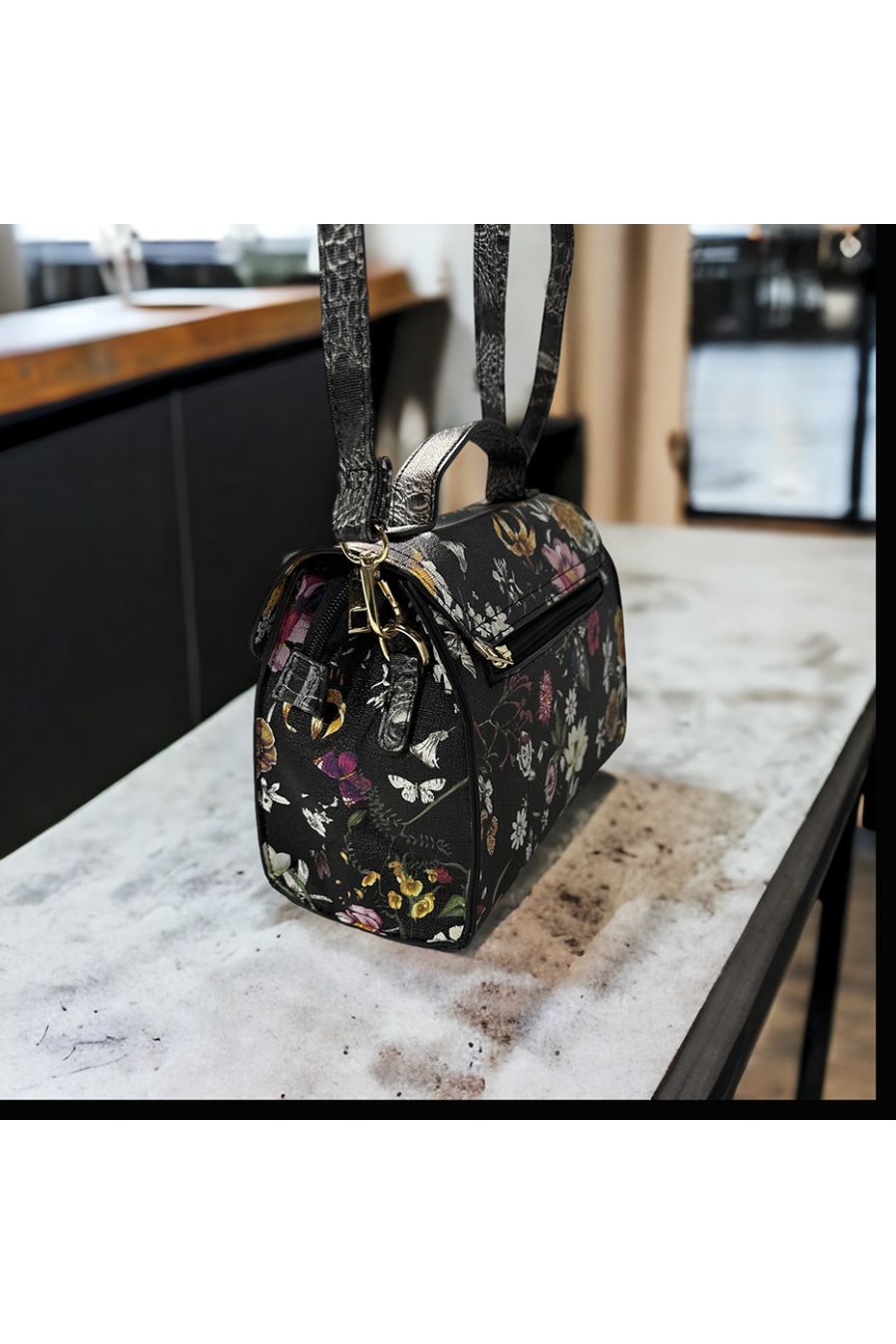 Sac à main inspi noir avec joli motif fleuris - 1