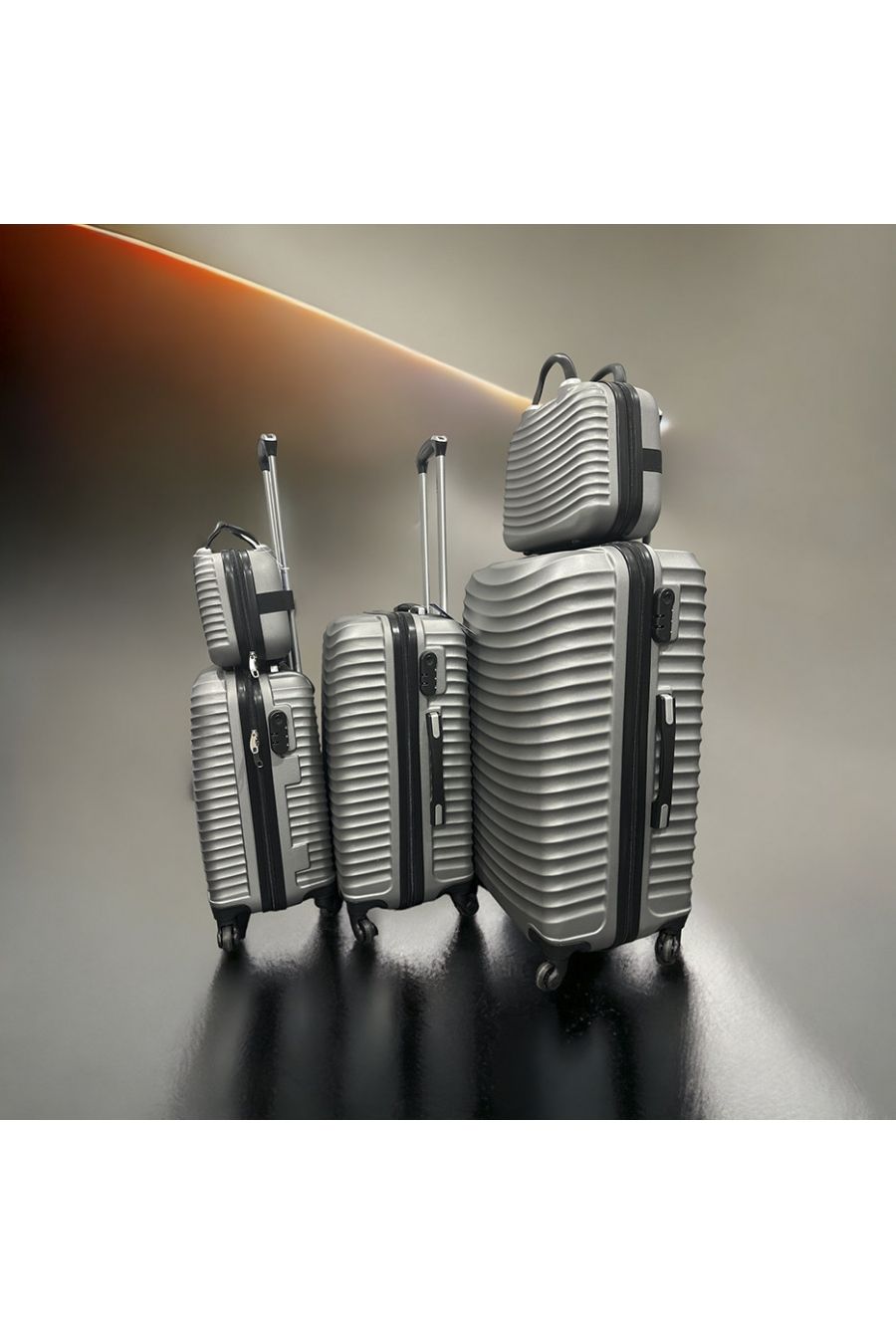 Set de 5 valises grise solide, design, rigide et très class - 1