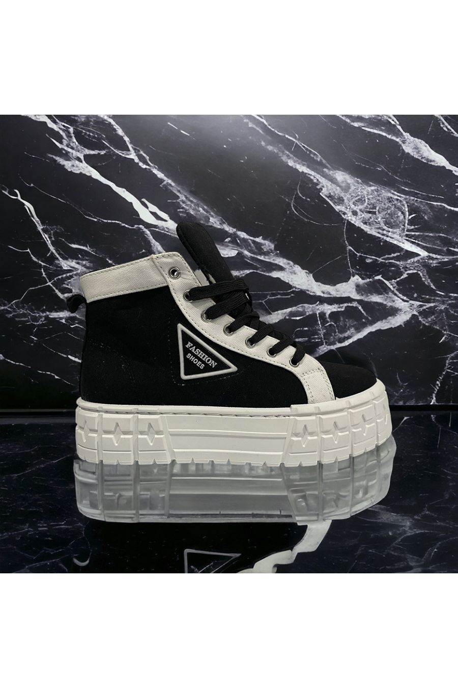 Inpsi chunky sole ankle boot in black - 3