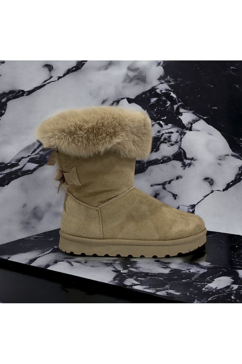 Suedette fur-lined ankle boot in beige - 2