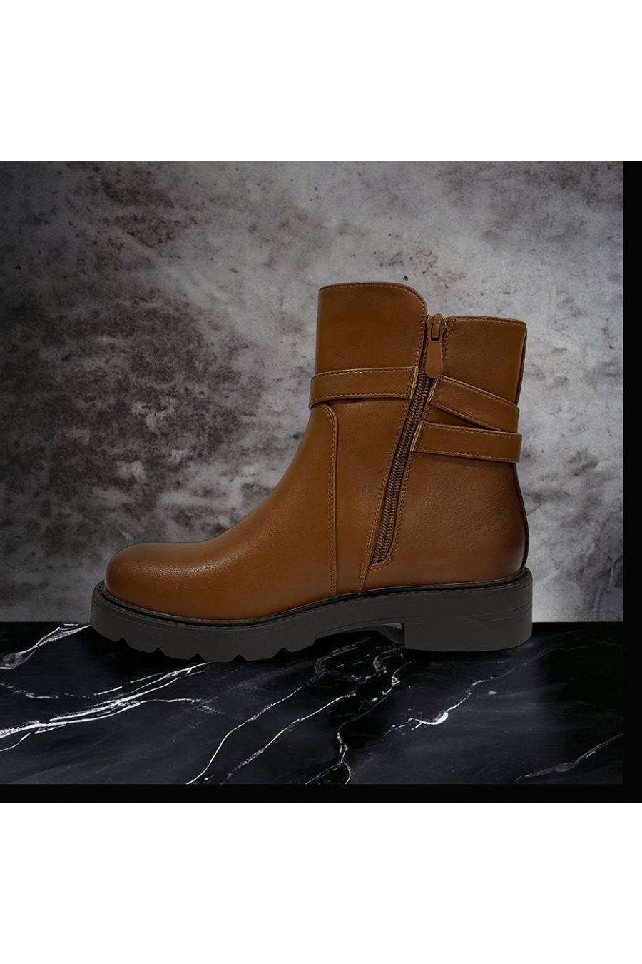 Camel ankle boot with accessory - 1