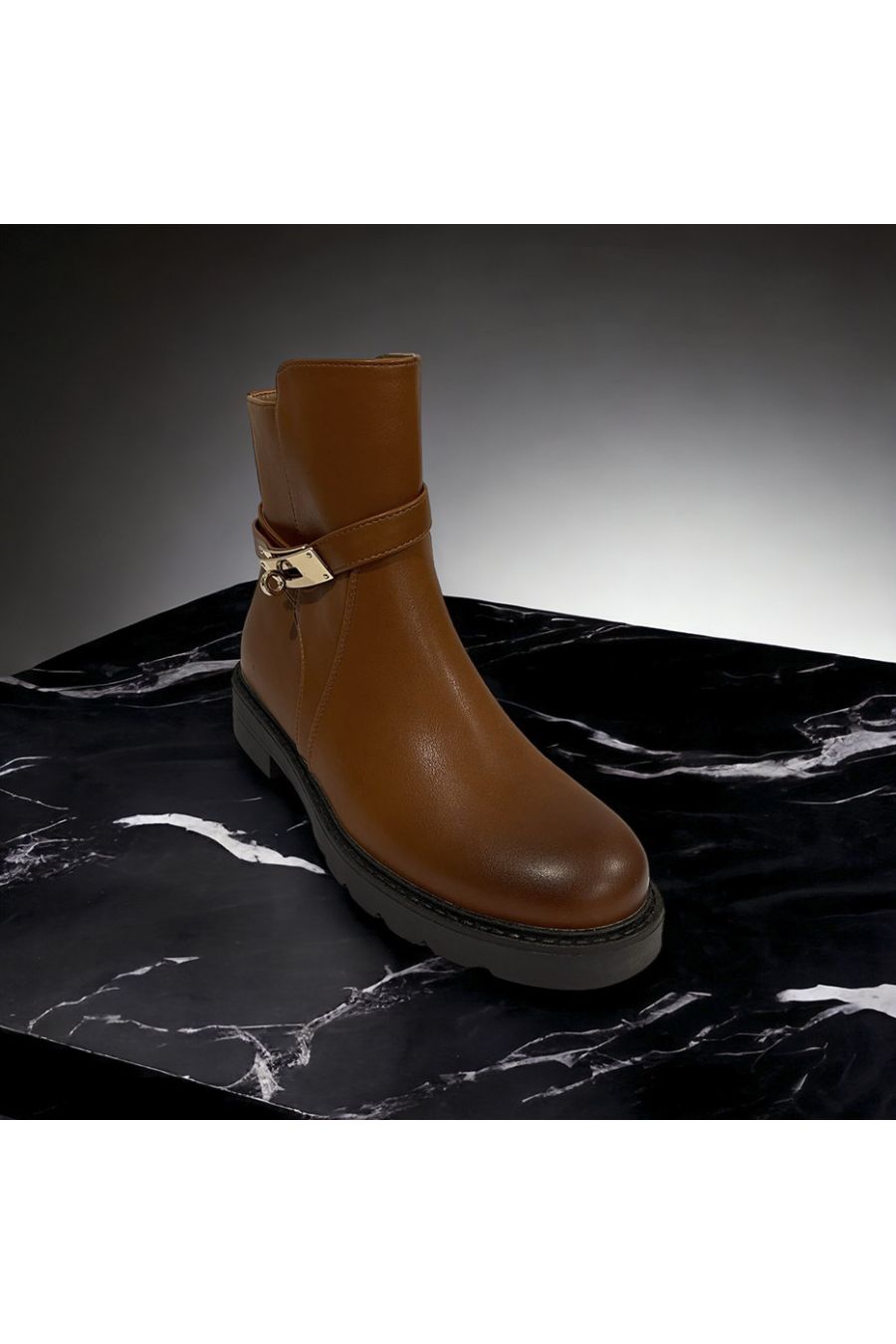 Camel ankle boot with accessory - 2