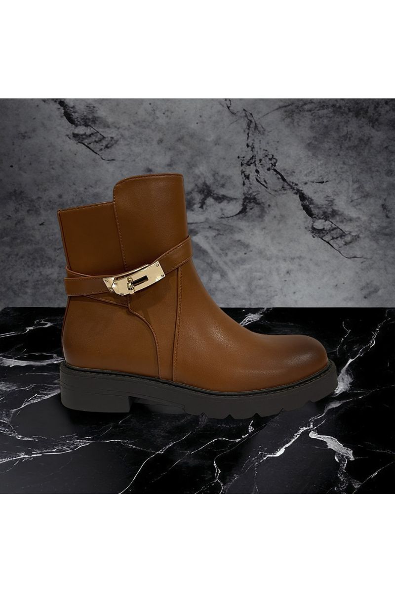 Camel ankle boot with accessory - 3