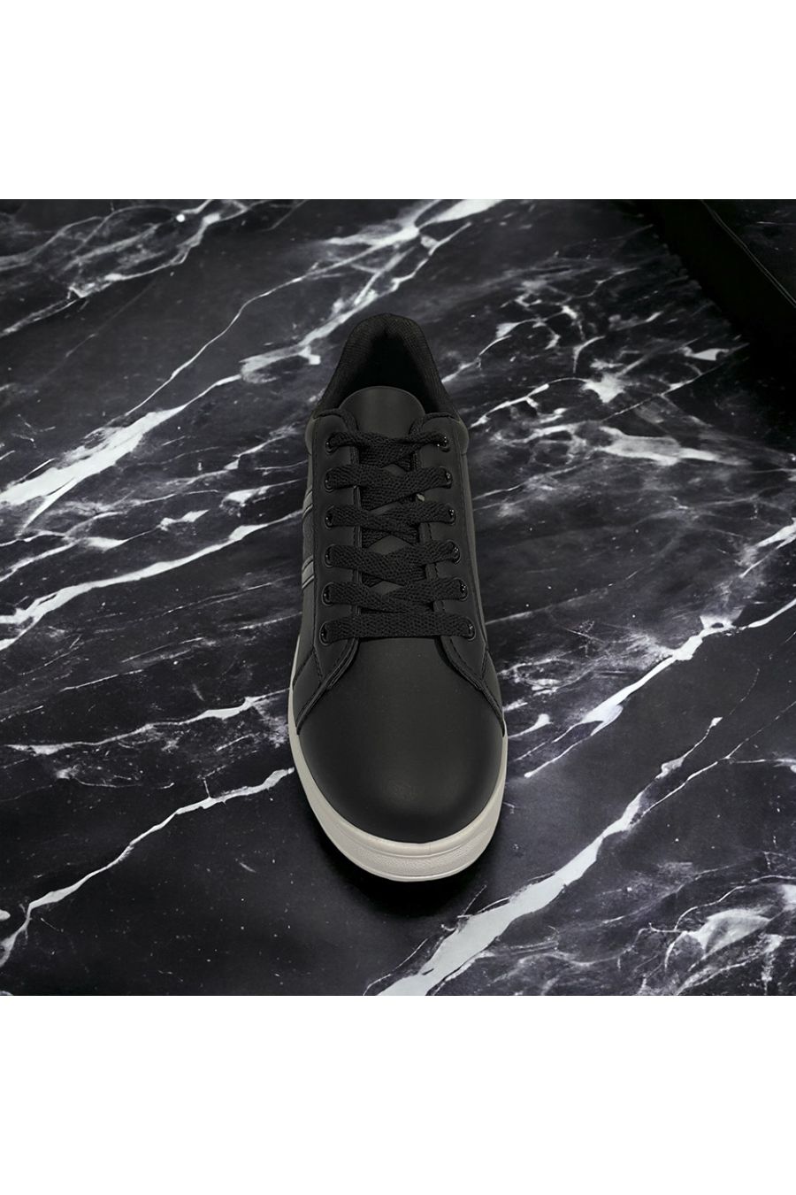 Black sneaker inspired - 2