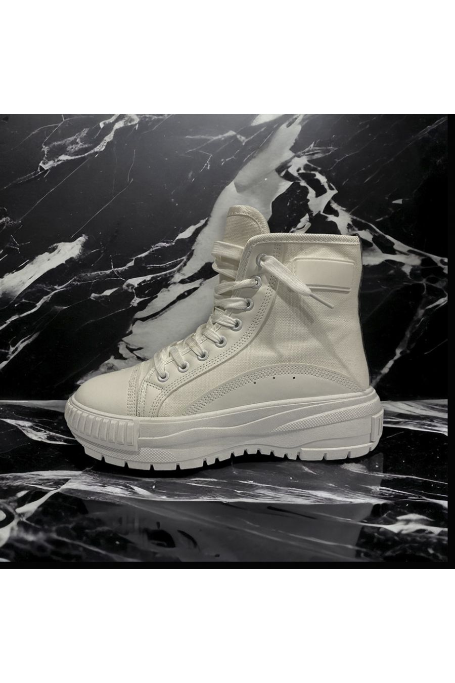 High shoe in white canvas with white laces - 1