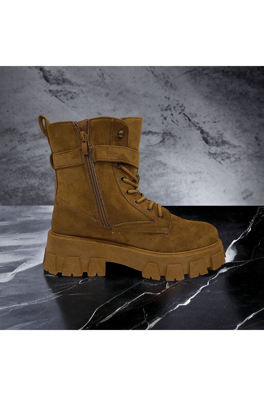 Camel suede enkellaars met zak - 1