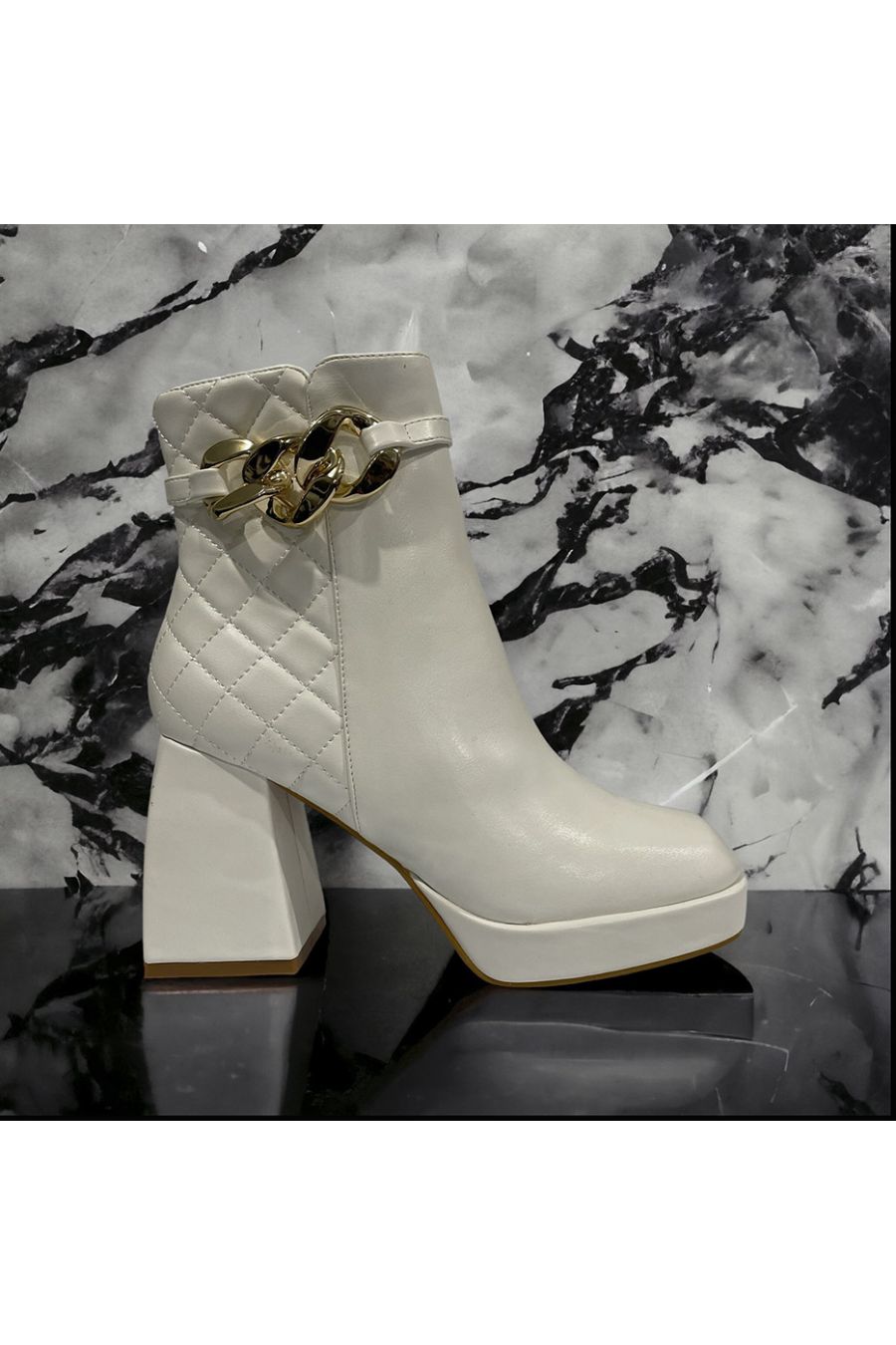 White quilted ankle boot with accessory - 2