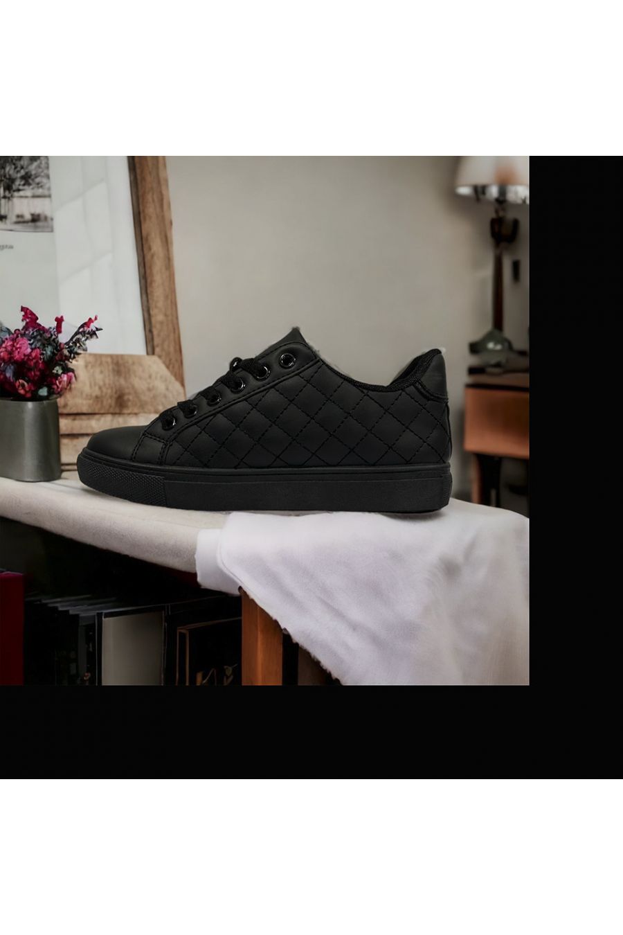 Black quilted basket - 1