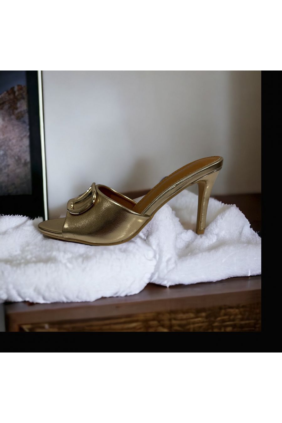 Gold inpi sandal - 4