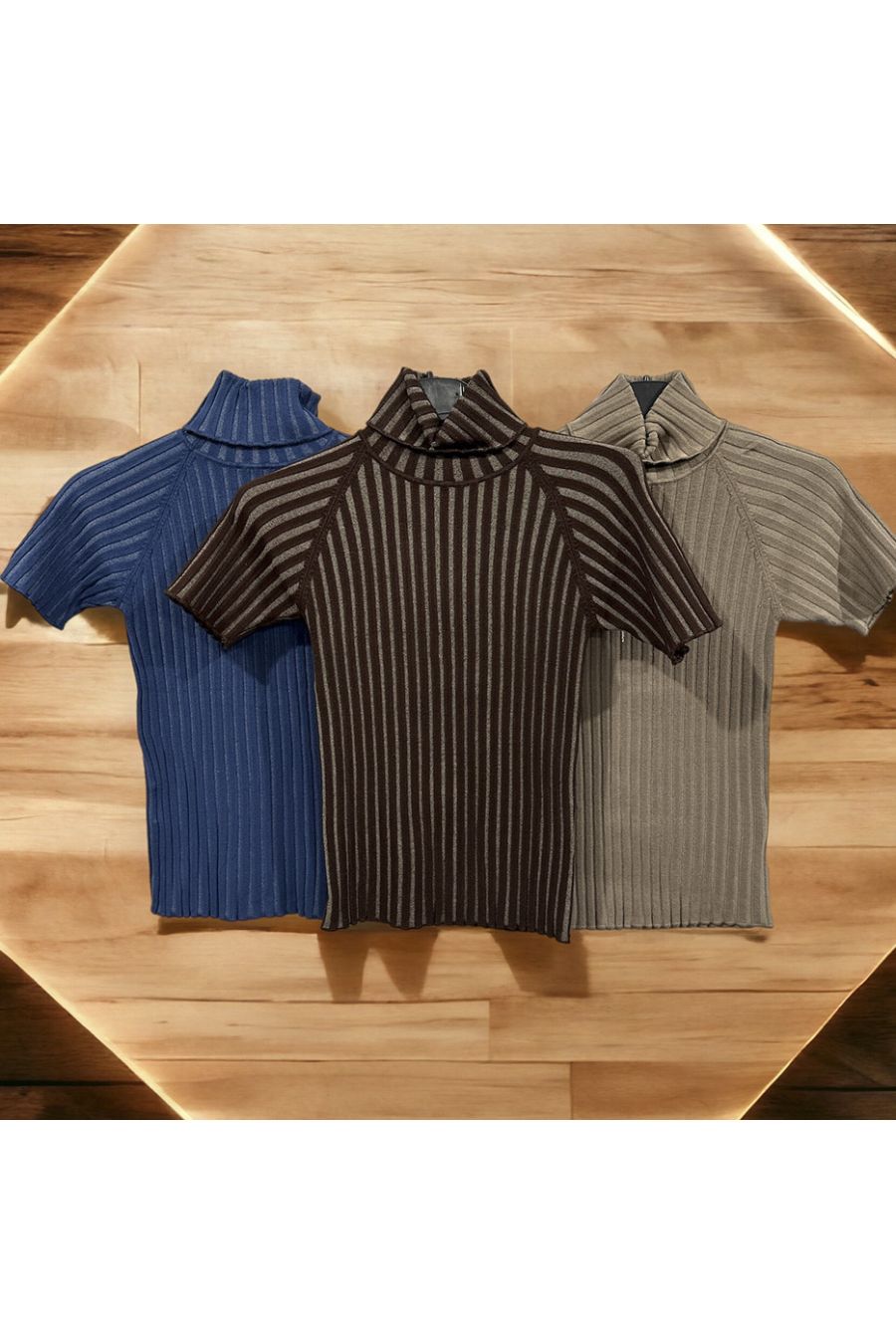 Lot of 3 very stretchy short-sleeved tops 1 brown 1 taupe 1 blue - 1