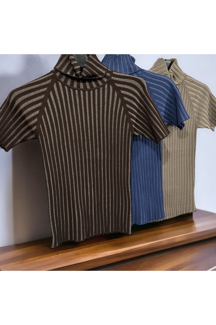 Lot van 3 zeer rekbare topjes met korte mouwen 1 bruin 1 taupe 1 blauw - 2