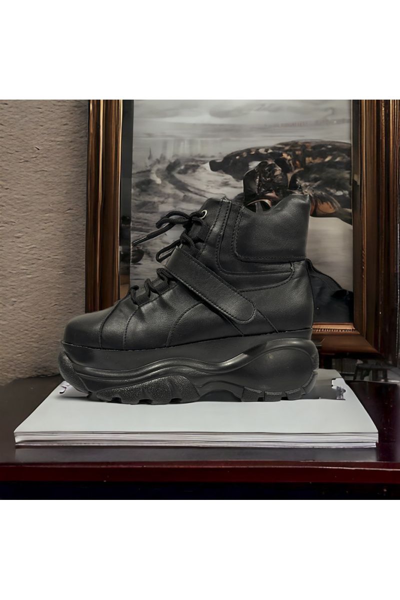 B-inspired black high-top sneaker - 3