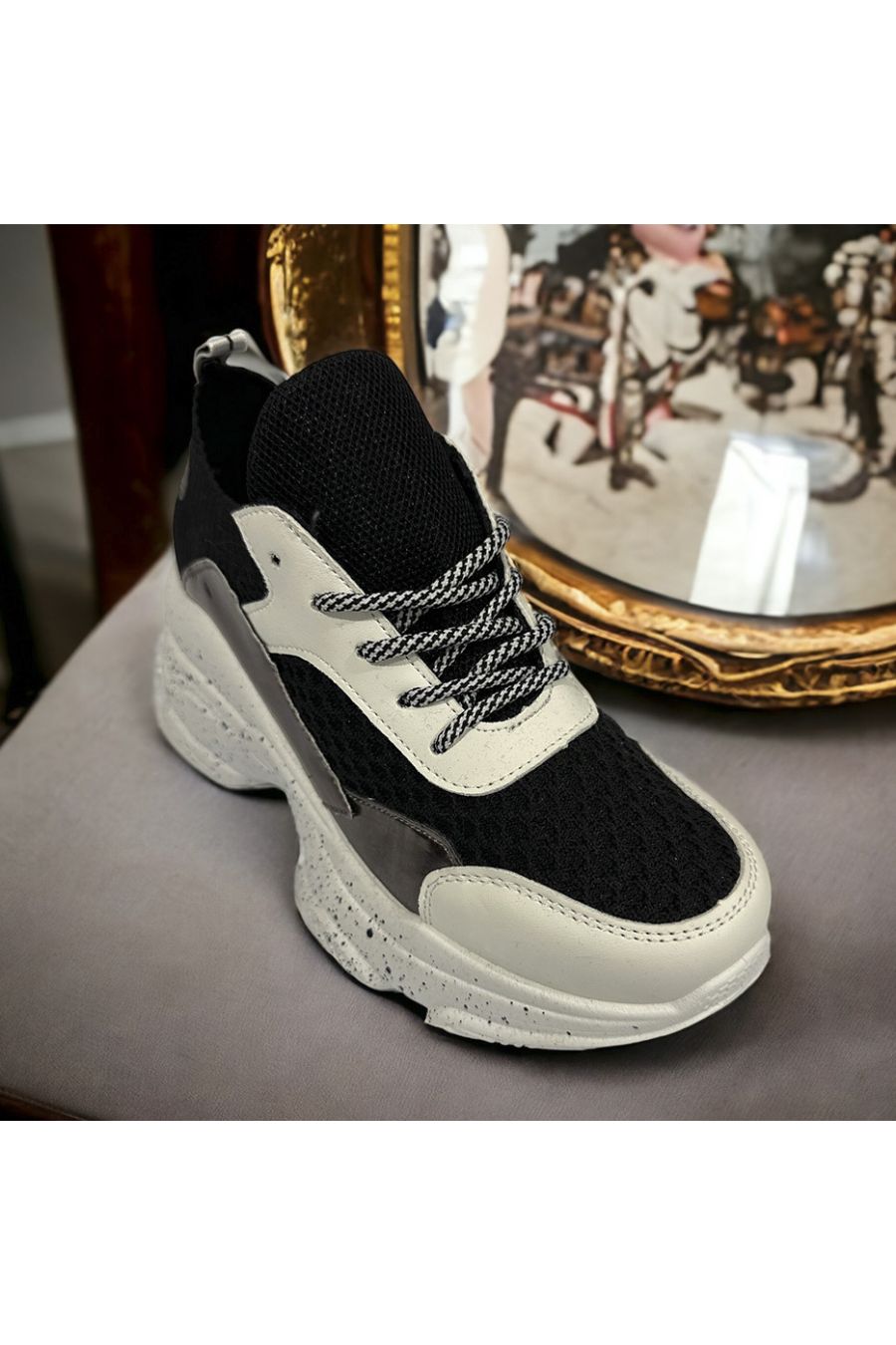 Zwart-witte wedge sneakers met verfeffect op de zool - 2