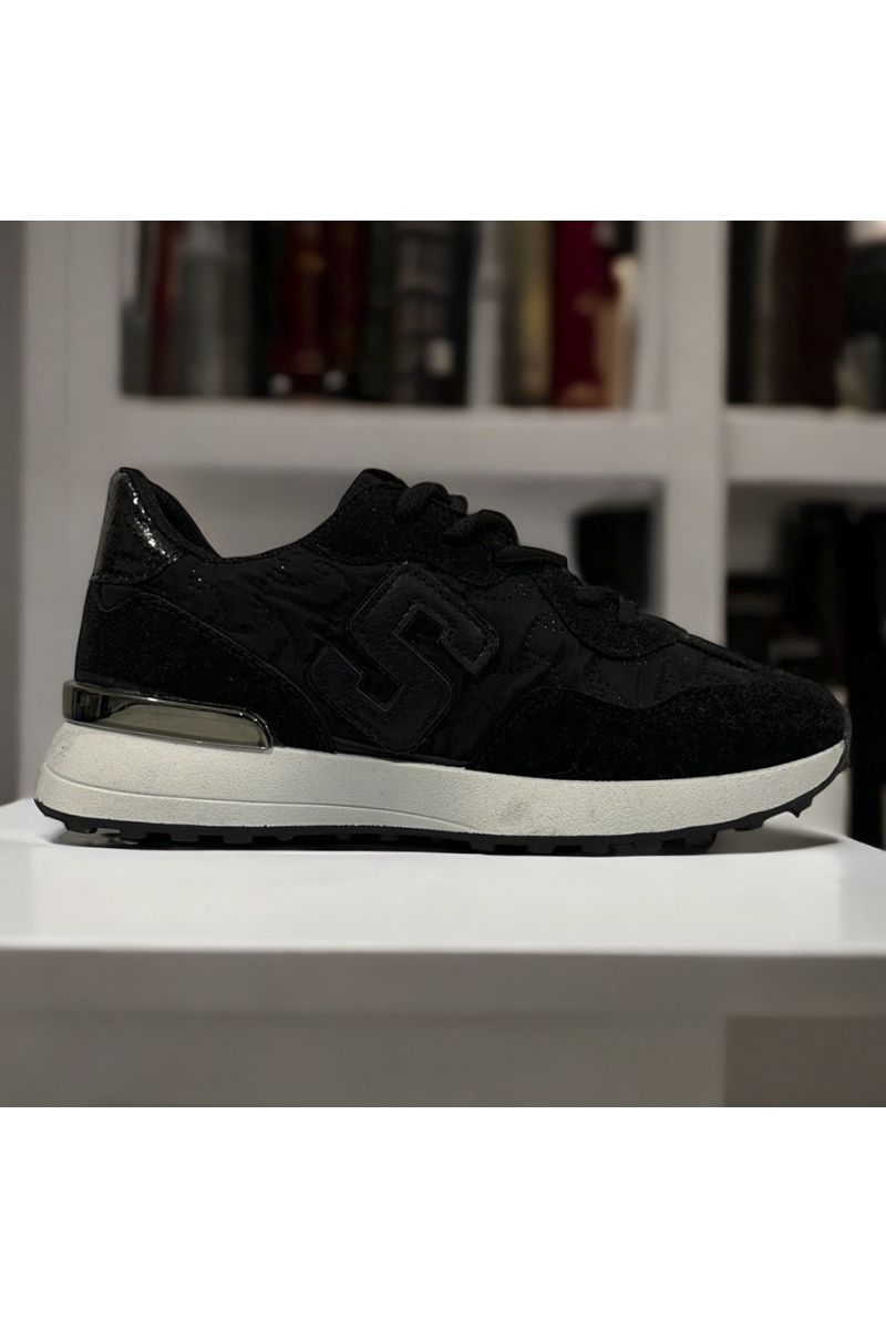 Black inspired sneakers with S writing - 4