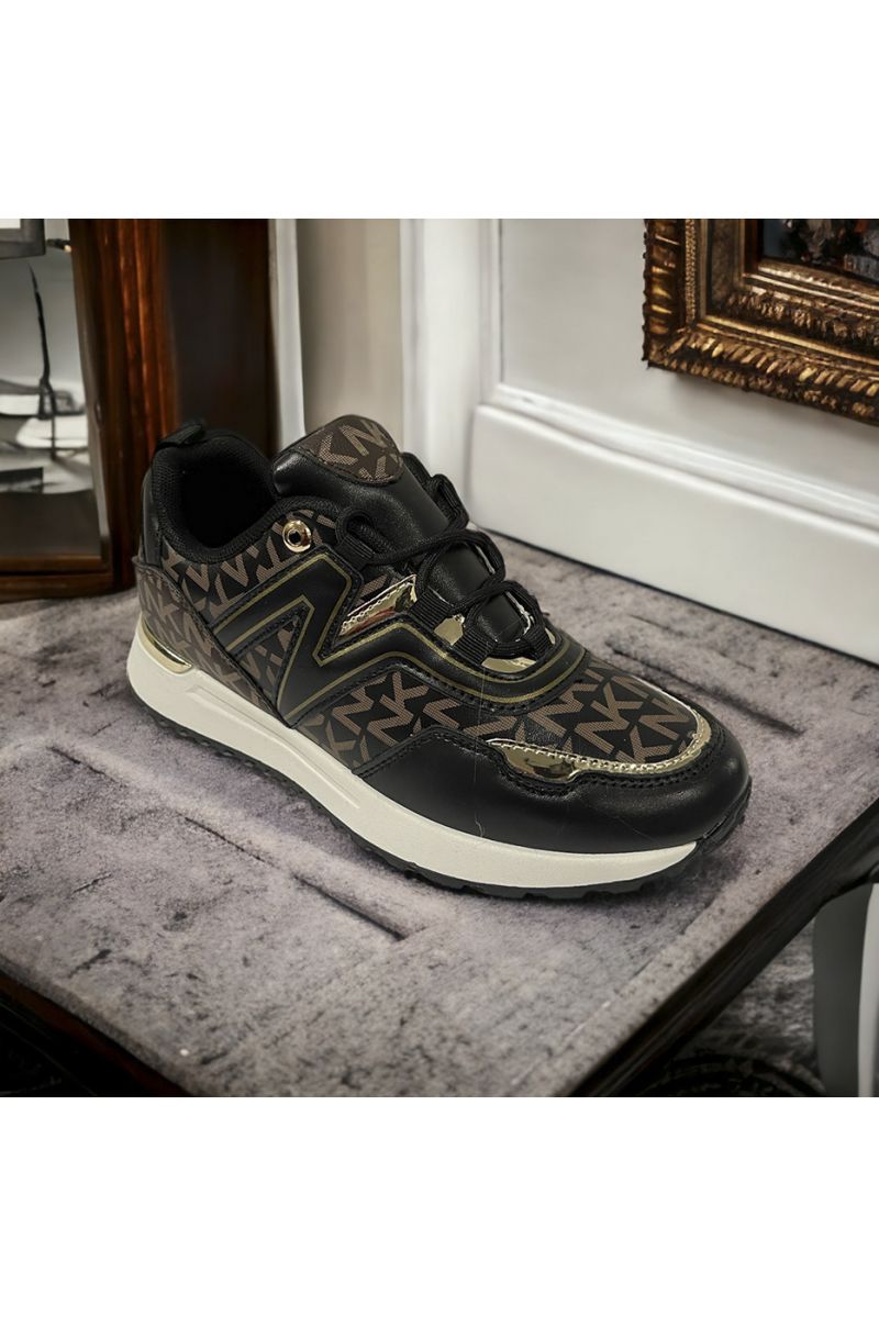 Zwart geïnspireerde sneaker - 2