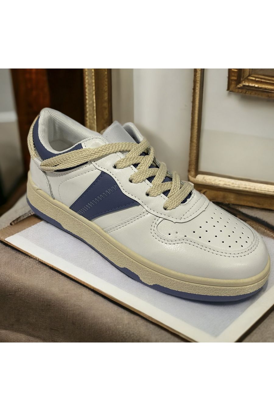 Witte en blauwe mand - 1