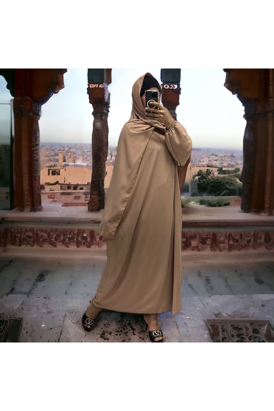 Camelkleurige abaya met geïntegreerde sluier in vitaminekleur - 2
