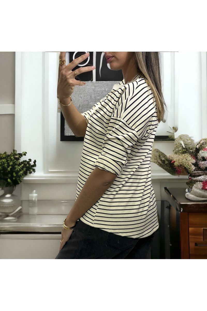 Black and white striped top with love writing in wool yarn - 1