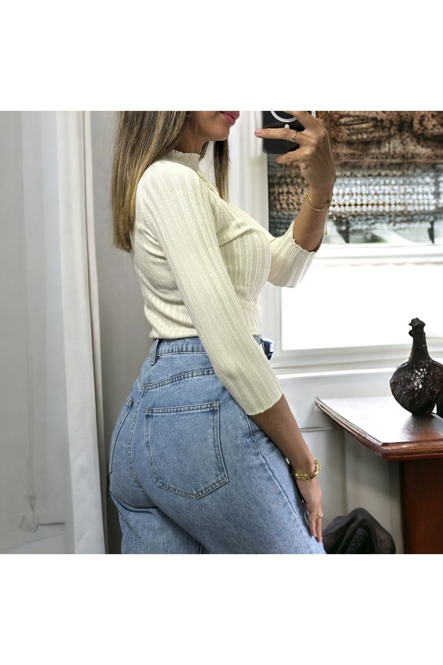 Zeer rekbare beige rib gebreide top met 3/4 mouwen - 1