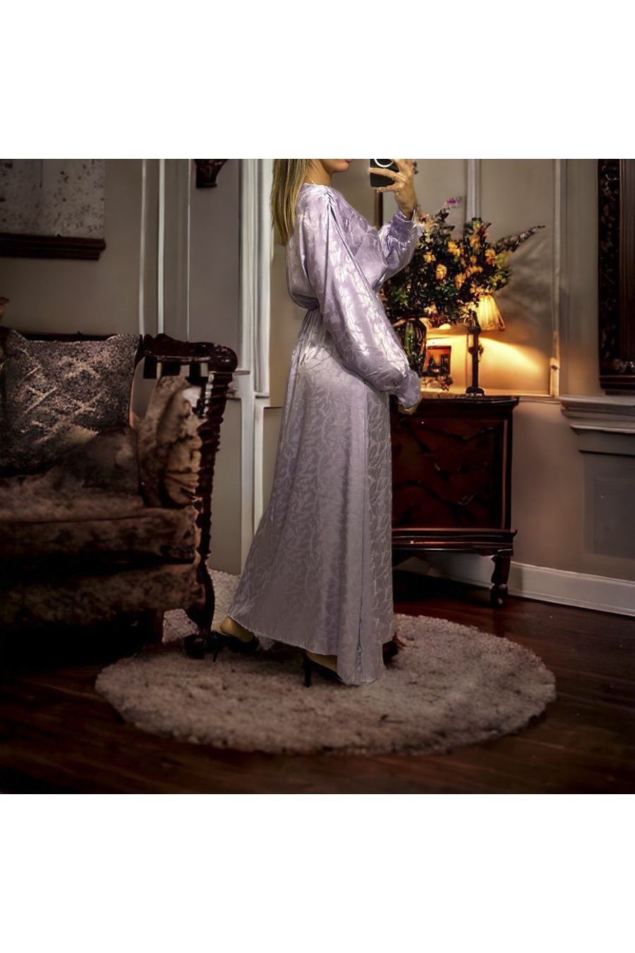 Long lilac wrap dress in shiny patterned material - 1