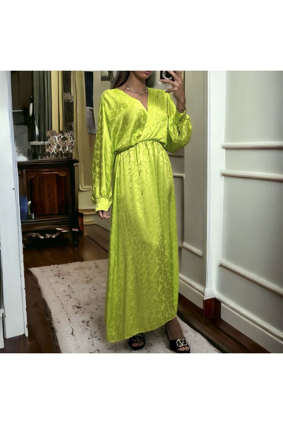 Longue robe cache coeur anis matière brillante à motif - 2